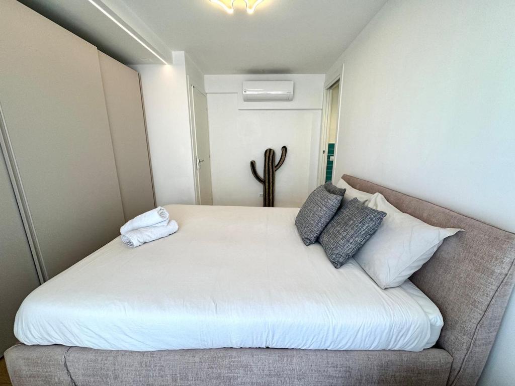 Bright cocoon with quiet terrace - 4