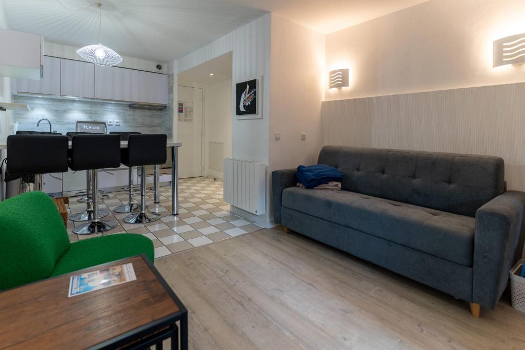 Appt rez de jardin 6 personnes avec piscine tennis et parking gratuit 21 - 5