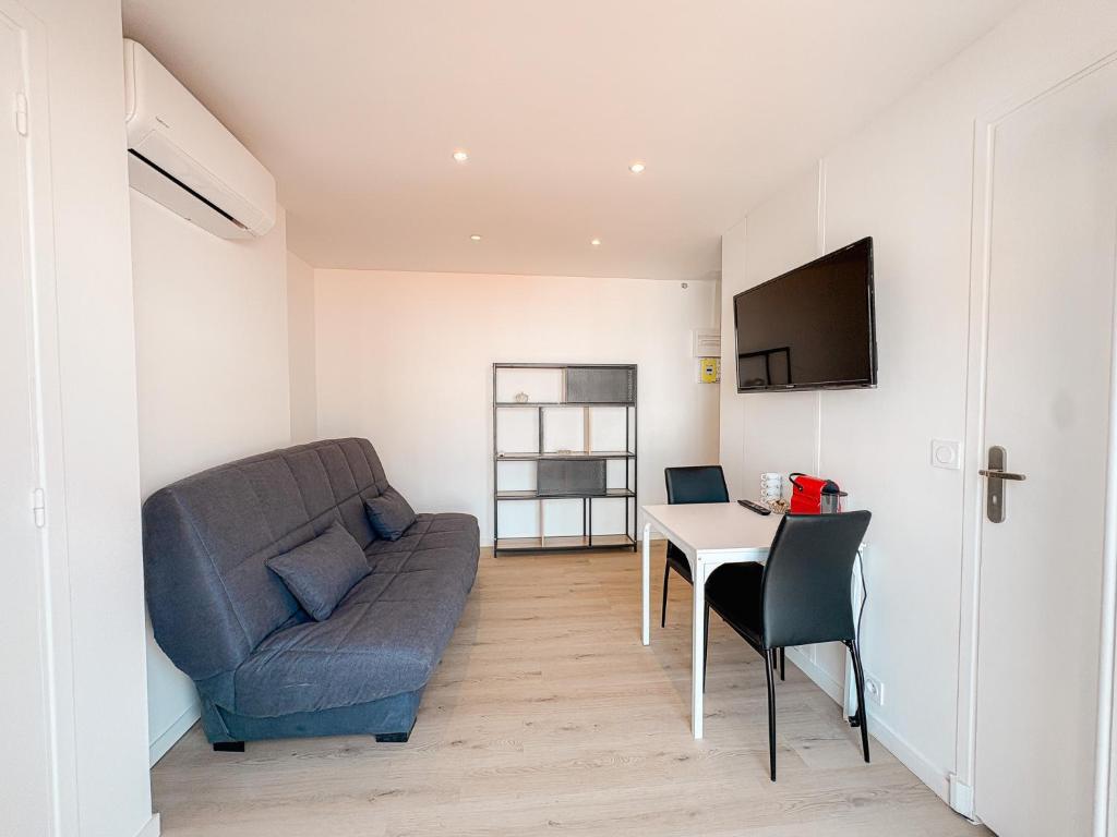 285G Studio 5mn Palais - 3