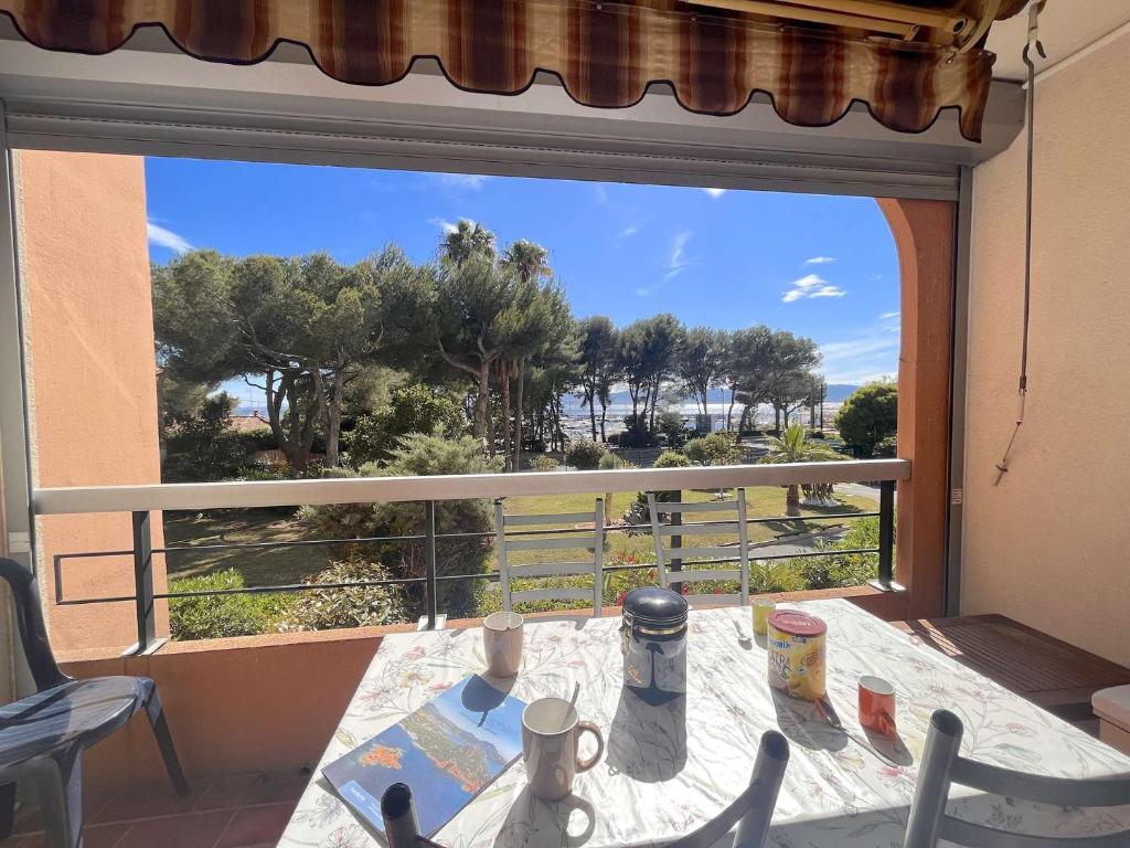 SR040-A22 Appt Studio cabine 4 personnes ST RAPHAEL - 1