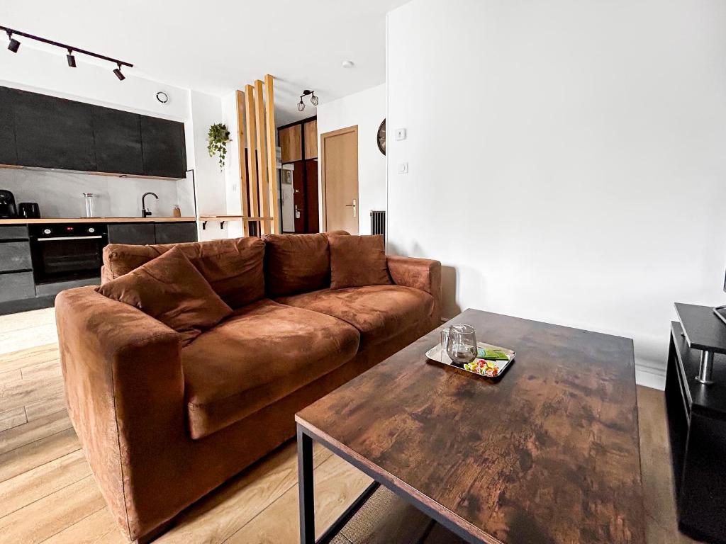 La Clairière, Appartement avec Balcon et Parking - 3