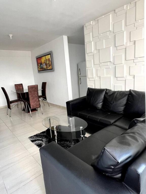 Apto Moderno y Amplio con Piscina con 3 habitaciones - 2