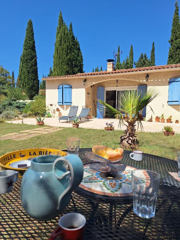 Vintage Provence - 1