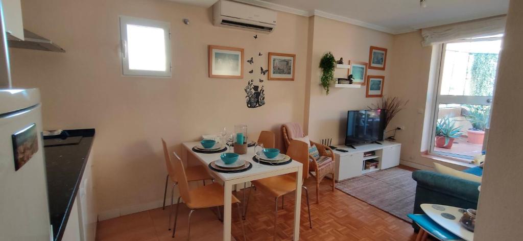 Bright and cozy penthouse 8' from Calle Larios - 5