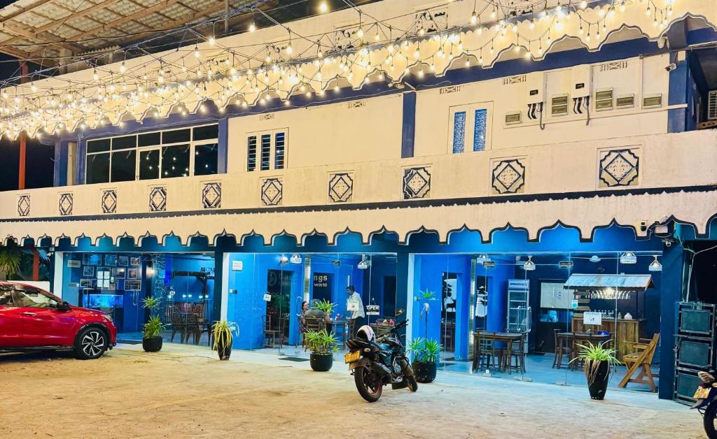 Exterior view, Oasis Wings Hotel in Mannar