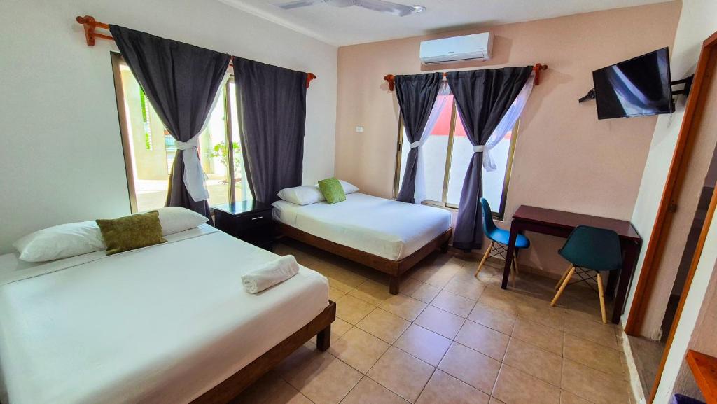 Hotel Monserrat - 2