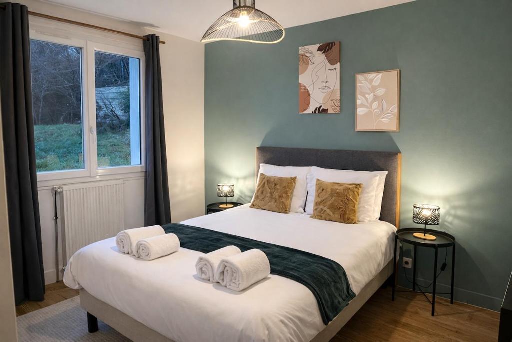 Grand Appartement - Wifi -Parking - Tramway 1 min - 3