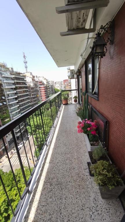 Balcony to the Boulevard, Light and Premium Location - 1