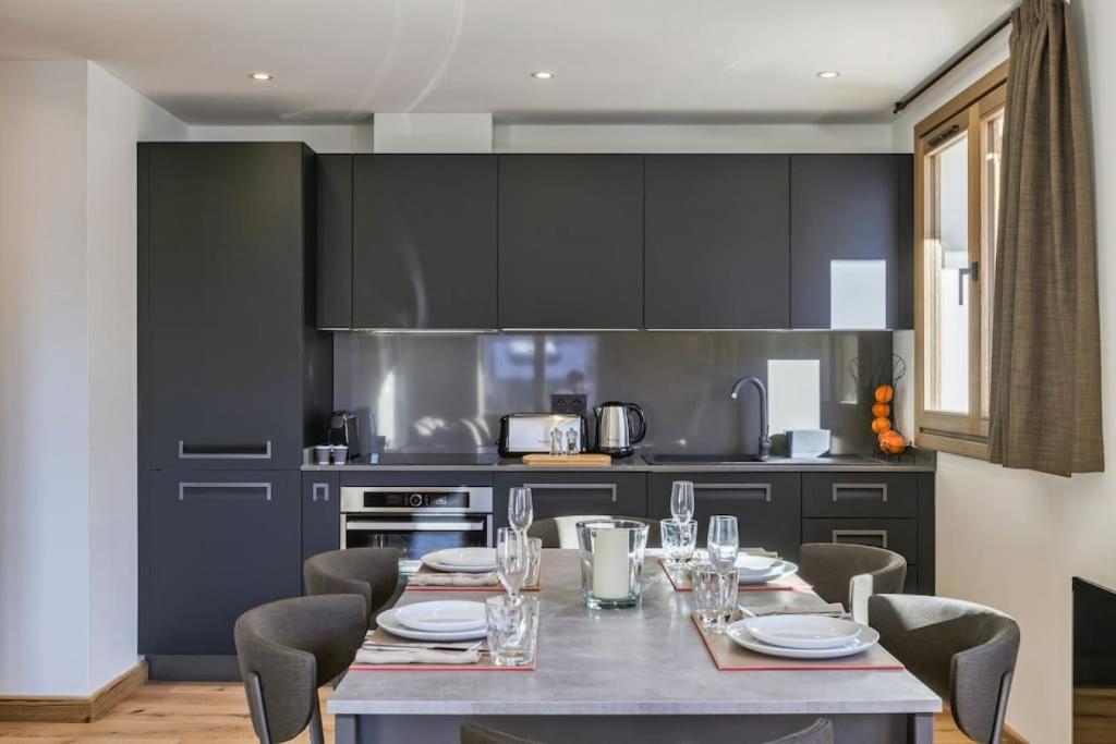 Jacaranda2 Sublime 6pax Vue MtBlanc Central Parking - 2