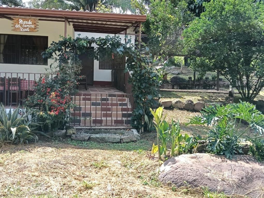 Casa Campestre con Piscina Privada La Mesa Cundinamarca - 2