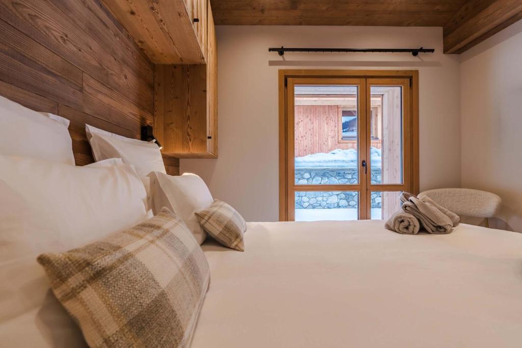 Luxury Chalet with Private Spa & Wellness Area - 4