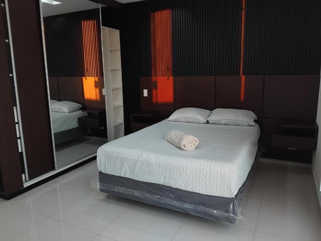 Amplio Penthouse 6A en el Prestigioso Elite Sirari - 2