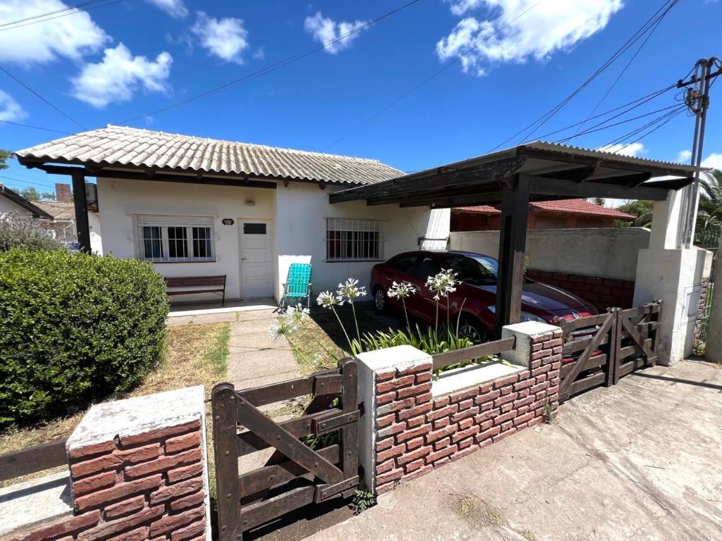 Casa de Veraneo en el Corazon de Monte - 1