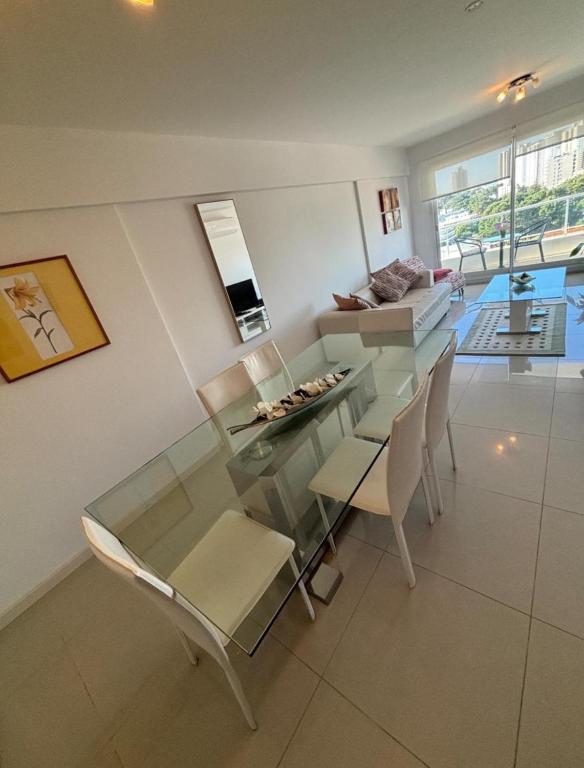 Piso 7 con vista a Playa Brava, Piscina y sauna - 2