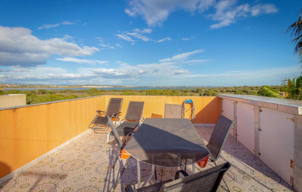 Nice Apartment In Torrevieja With Wifi - 4