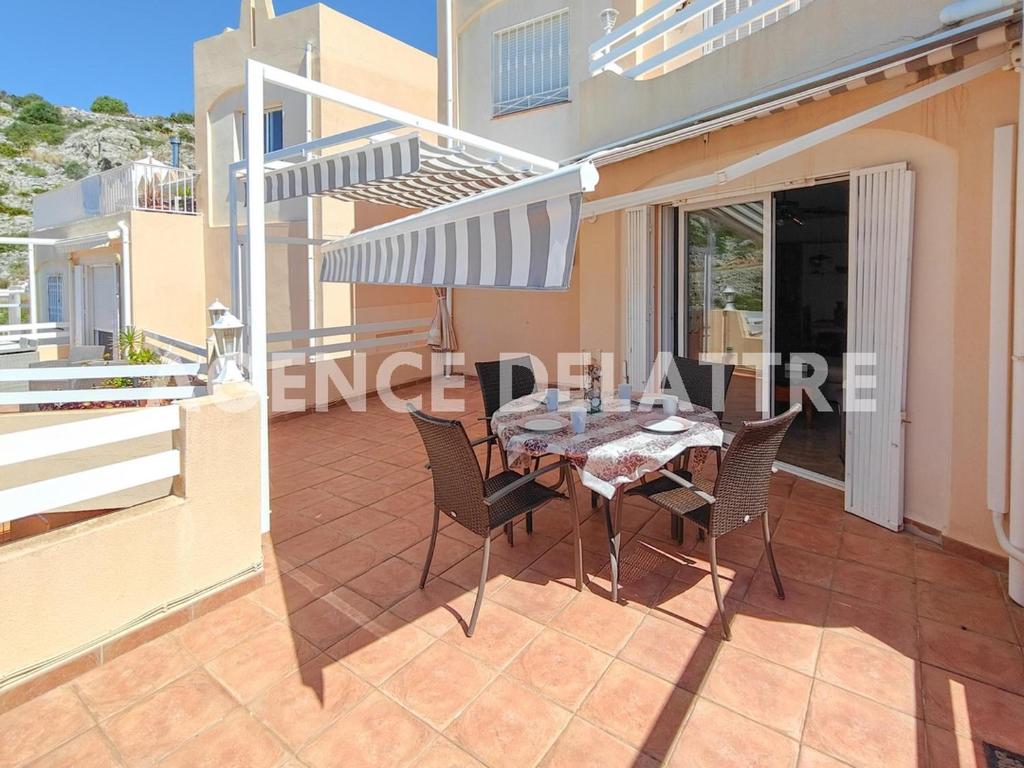 Gran Dúplex 3 Dormitorios con Aire Acondicionado - ES-389-3 - 2
