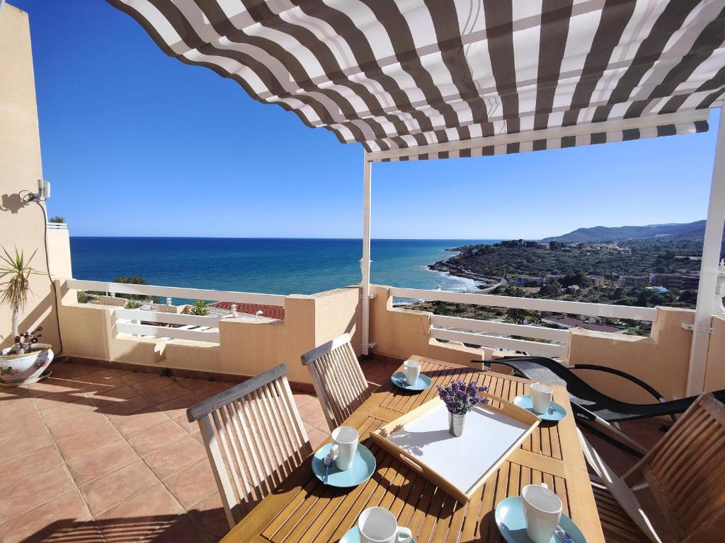 Apartamento en Peñíscola con Piscina y Aparcamiento Privado - ES-389-32 - 2