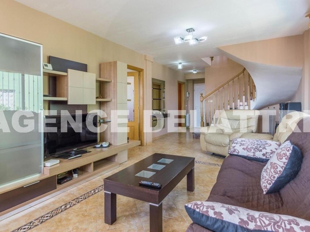 Villa Espaciosa con Piscina y WiFi - ES-389-31 - 4