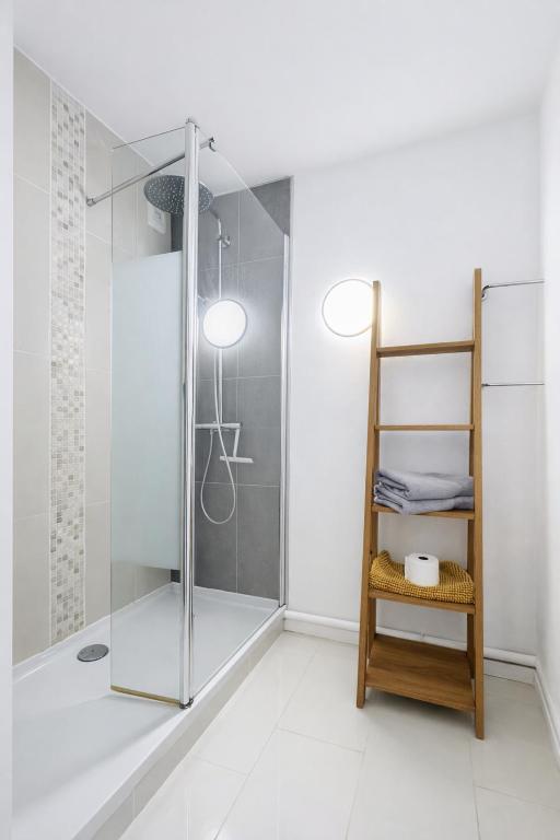 New L'Alexandre Comfort Space and View - 5