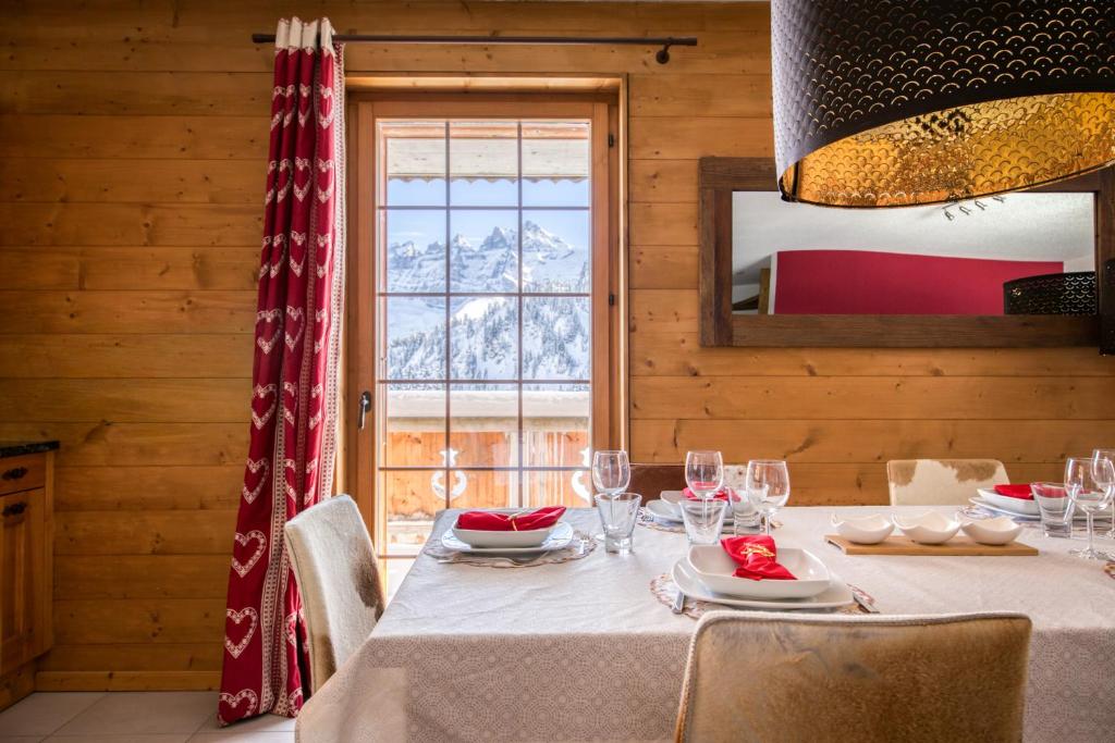 Ski-in Ski-out with Chimney and view Hameau B1 - 2