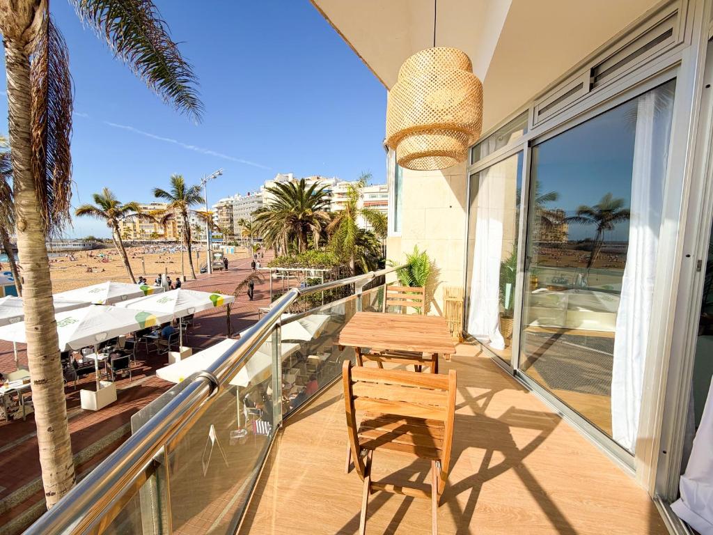 Beachfront Las Canteras 78 - 4