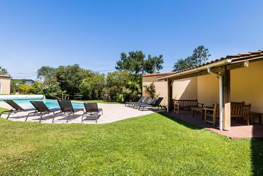 HACIENDA KEYWEEK Villa Familiale avec Piscine Jardin Sauna à Anglet - 4