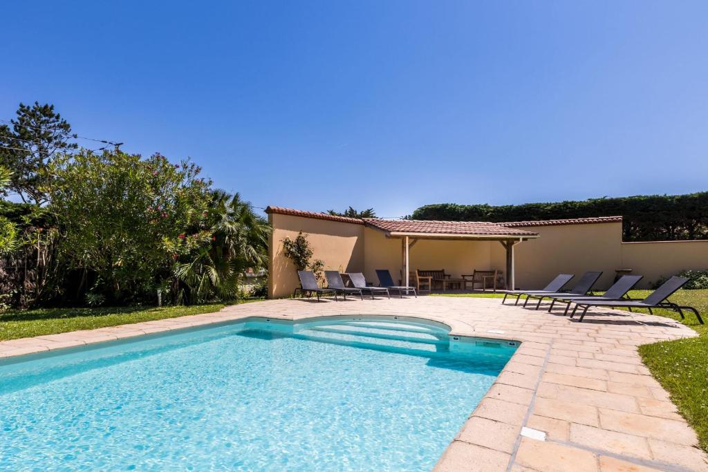 HACIENDA KEYWEEK Villa Familiale avec Piscine Jardin Sauna à Anglet - 5