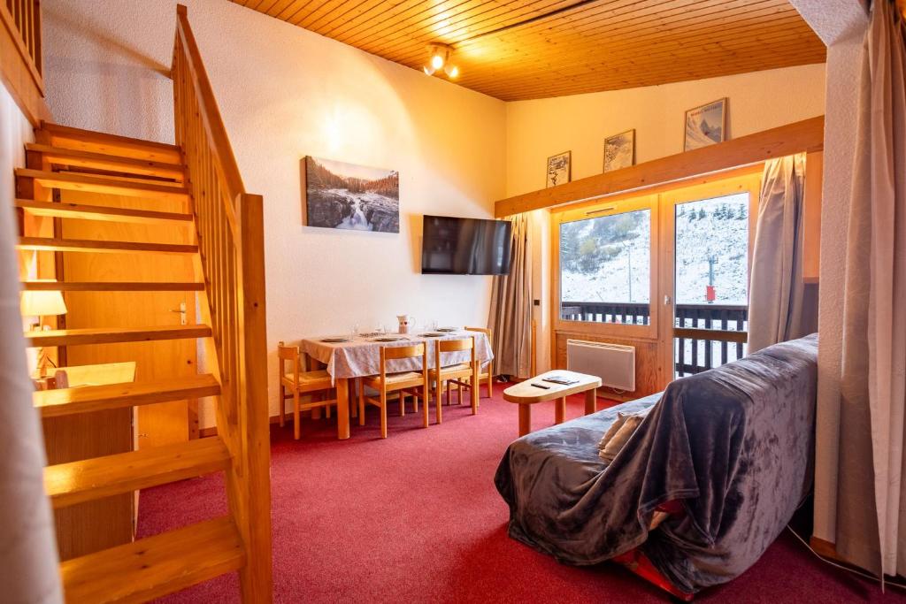Cembros #20 - 4 personnes - Pied des pistes - 2