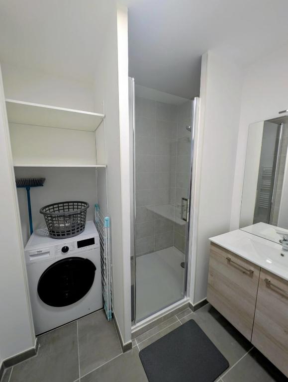 Modern apartment close to the slopes in Briançon - 5