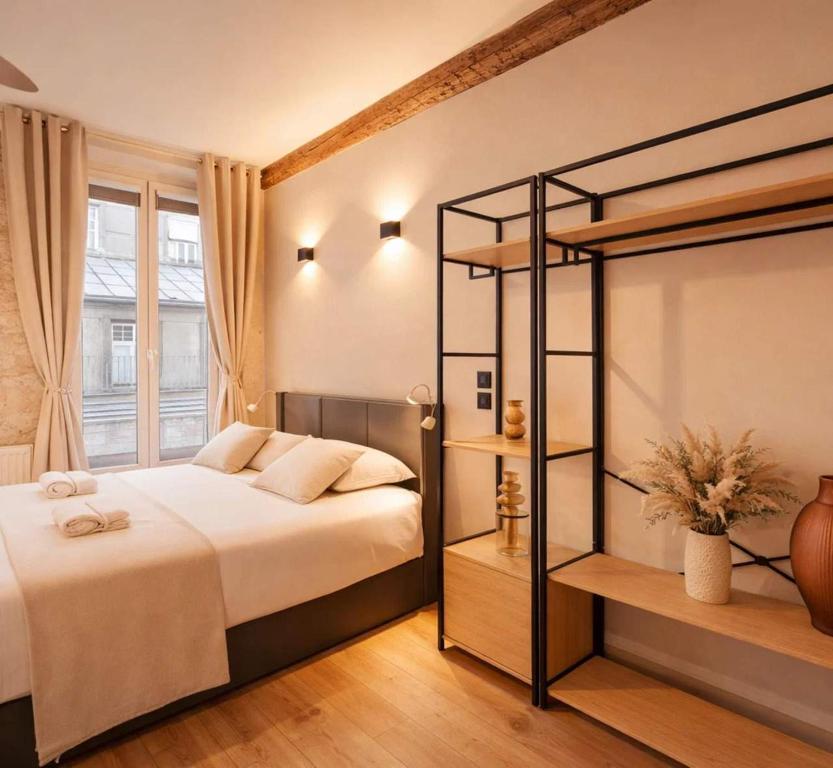 Le Marais - Premium studio for 3 - 2