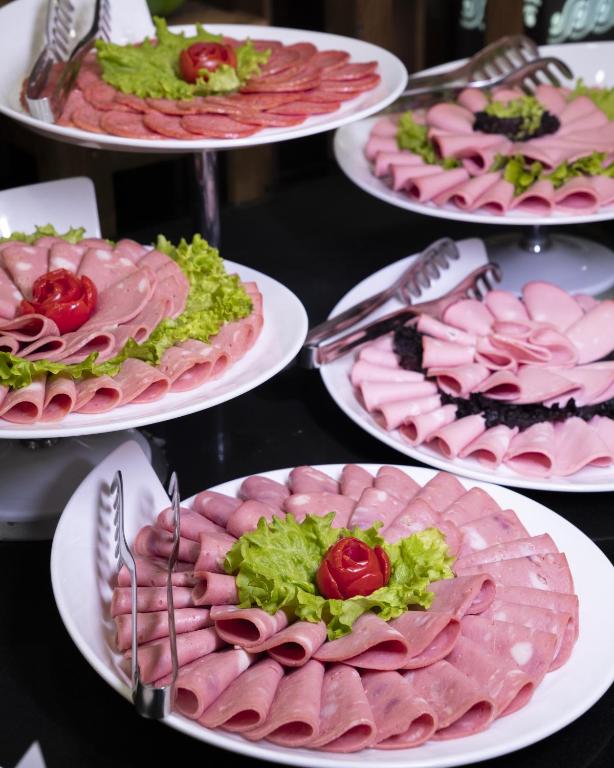 Đồ ăn và thức uống