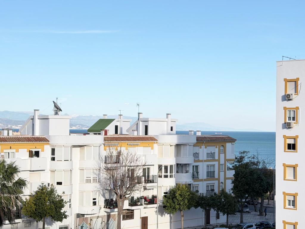 Centrico y luminoso apartamento en Torremolinos - 2