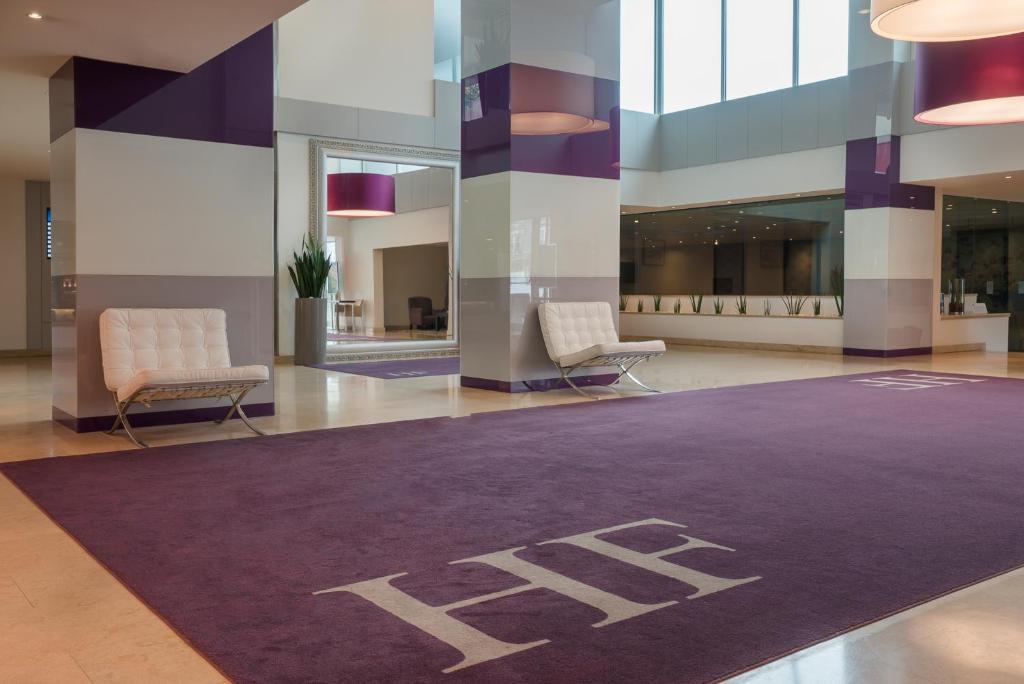HF イパネマ ポルト ホテル (HF Ipanema Porto Hotel) フロント・ロビー