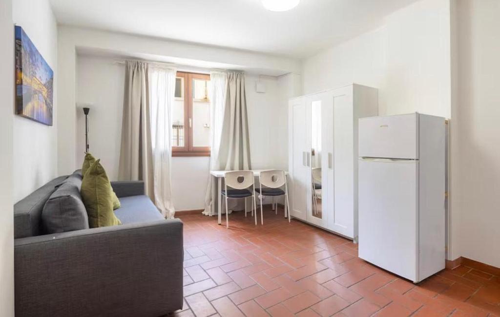 Cute One Bedroom Apartment in Florence Outside ZTL - 4