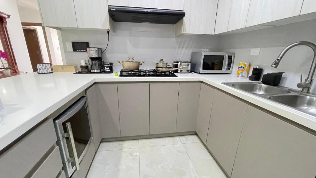 Complete and Modern Apartment Alvamor Building - 4