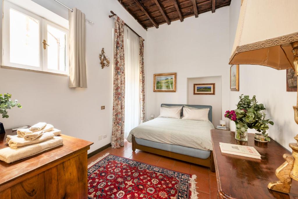 Annemary Maison - 5