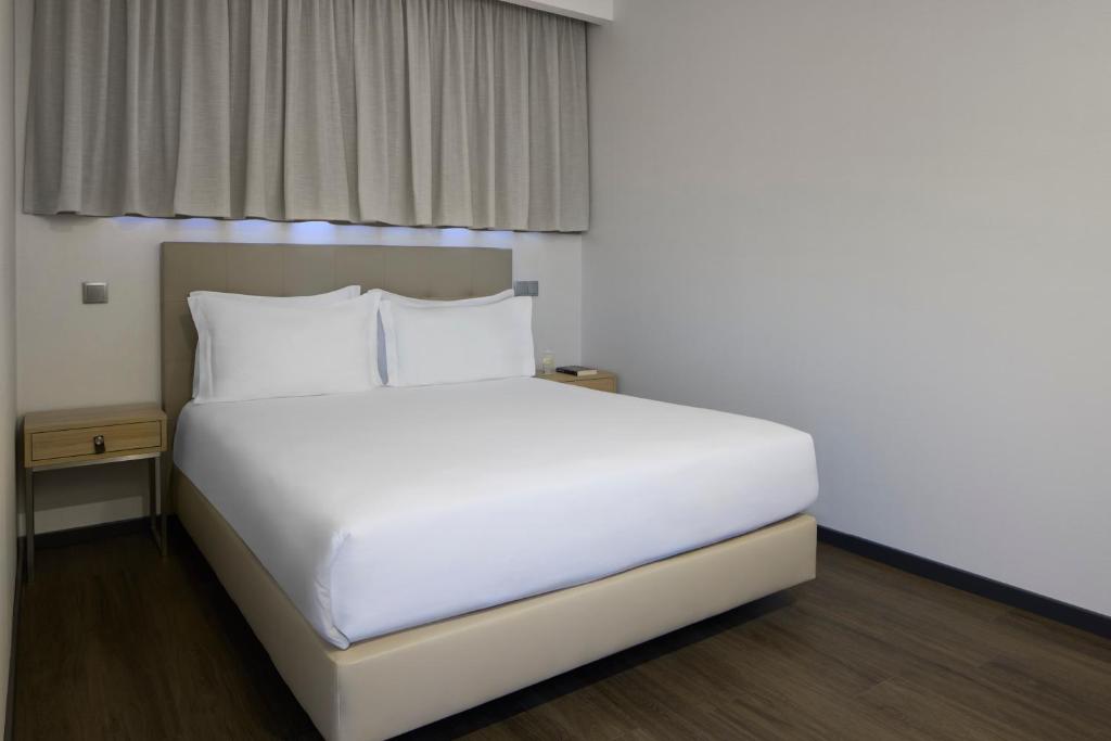 Alcazar Hotel & SPA — Hotel rooms in Monte Gordo, Faro