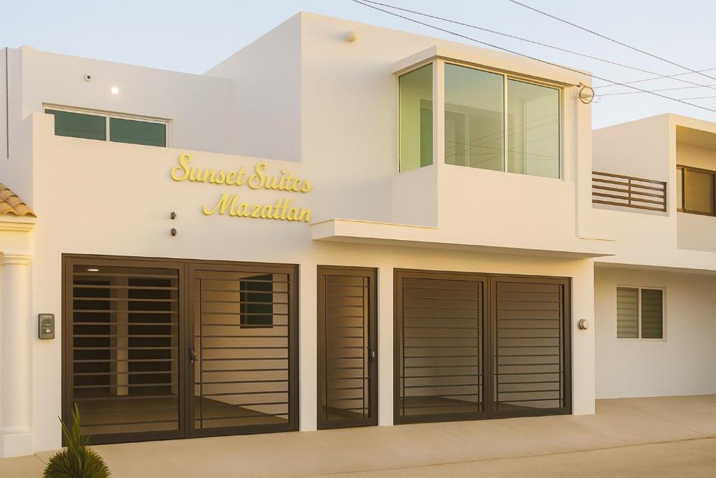 Sunset Suites Mazatlán at Lomas de Mazatlán - 4