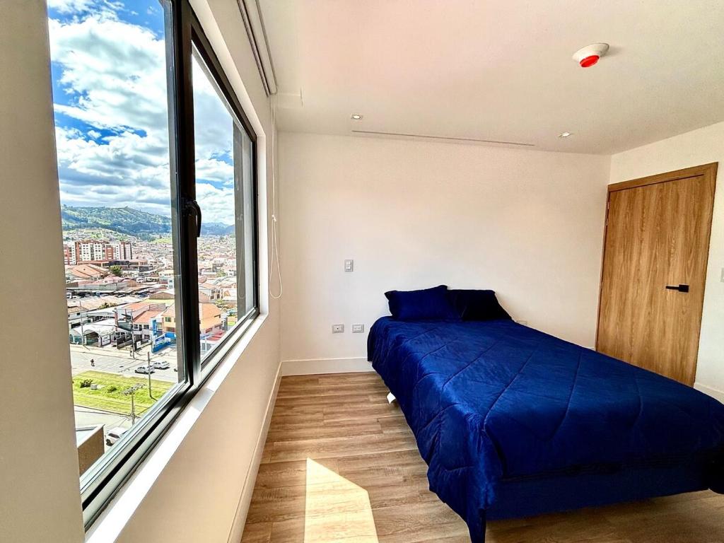 Luxury 2BR Apartment Near Cuenca Center Sleeps 5 - 3