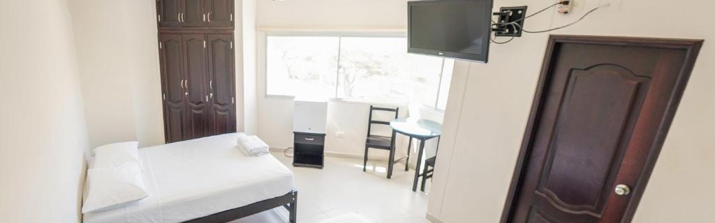 Hotel CATAYAR - 2