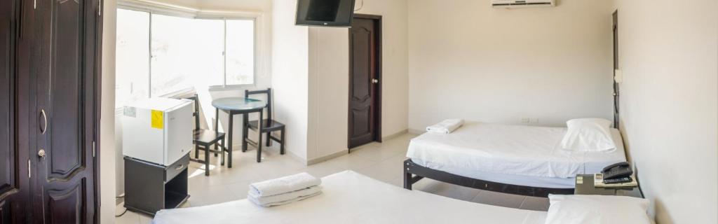 Hotel CATAYAR - 4
