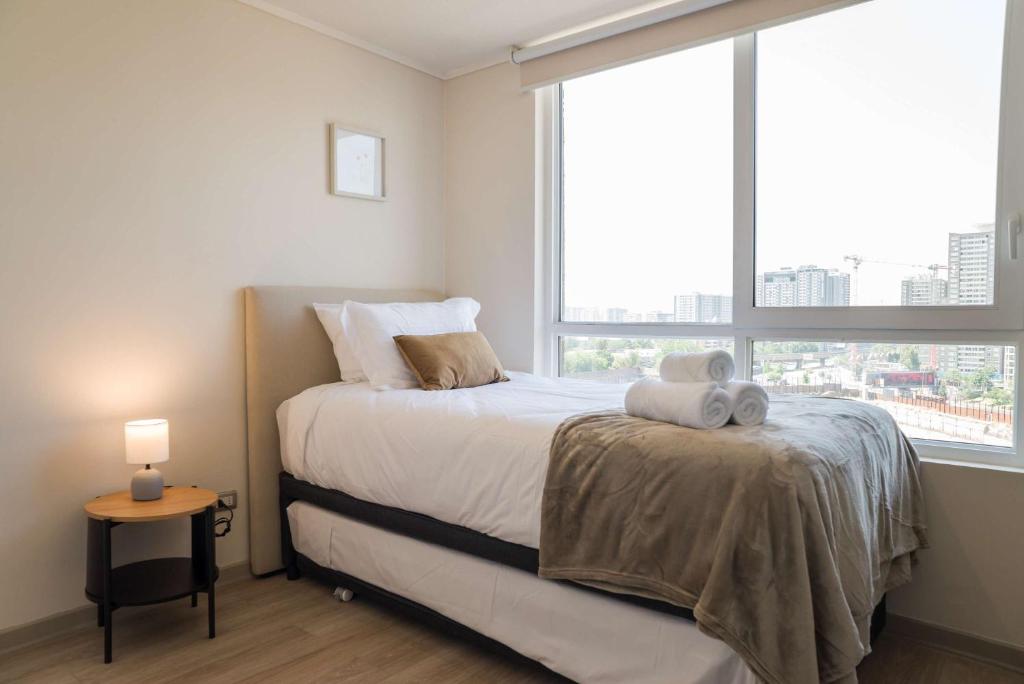Chic Nunoa Apt Cozy Stay for 5 Balcony - 4