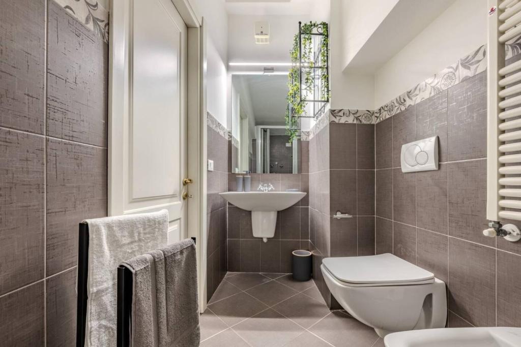 Aquarium Luxury Loft 1 - Exclusive Waterfront View - 4