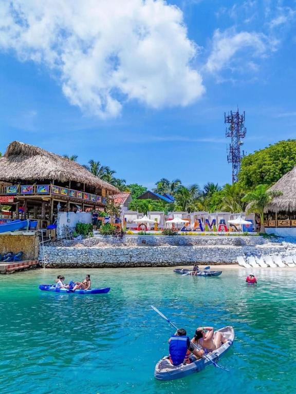 aparta estudio en Santa Marta en arriendo por dia de 600 mil pesos colombianos - 4