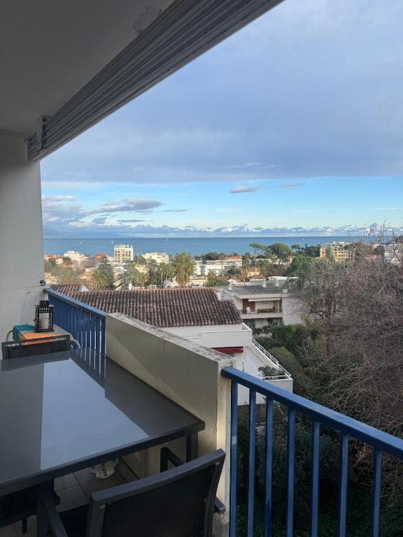 Quiet apartment with balcony and sea view - 2