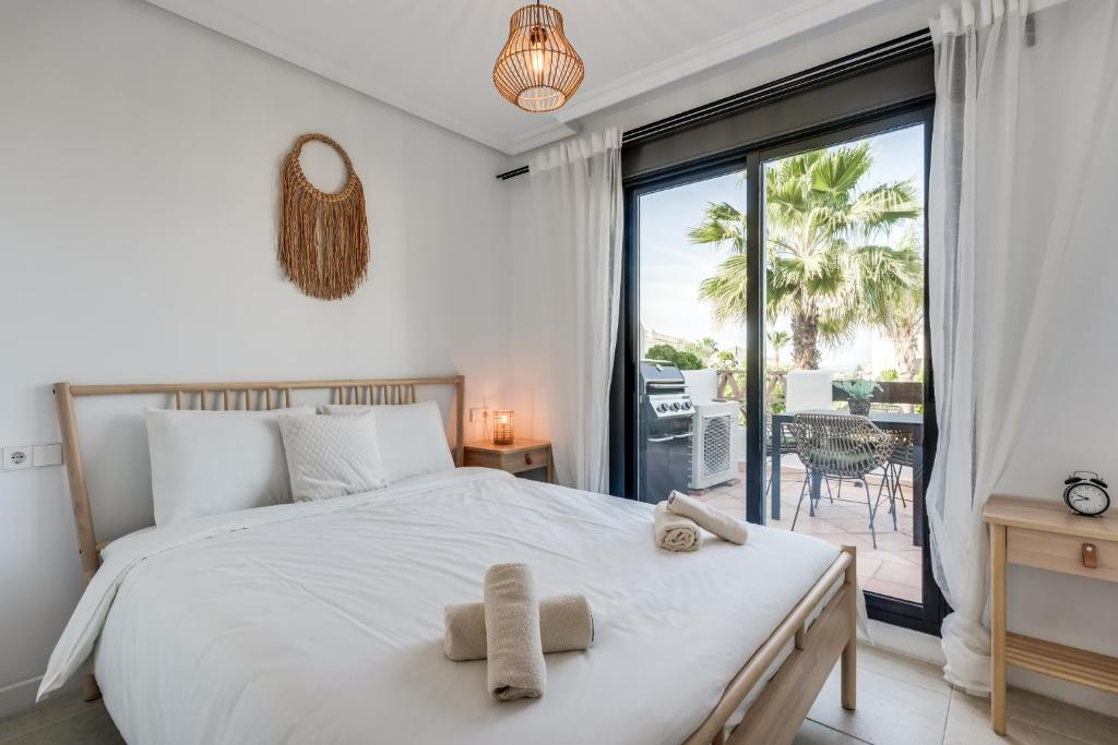 Charming 2BR Apartment l Sunsetgolf - 5