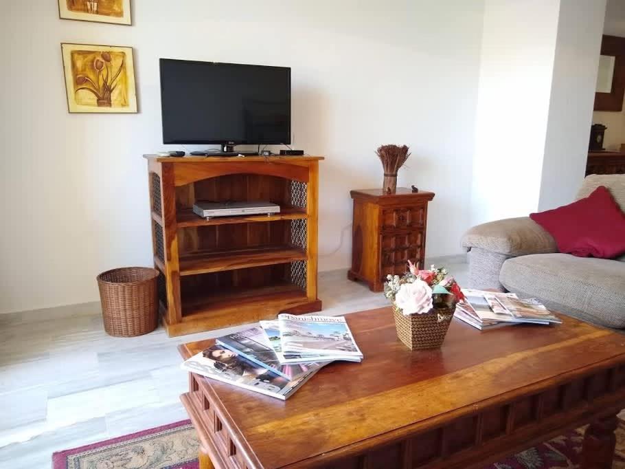 Modern apartment close to Cabopino Beach & Harbour - 4