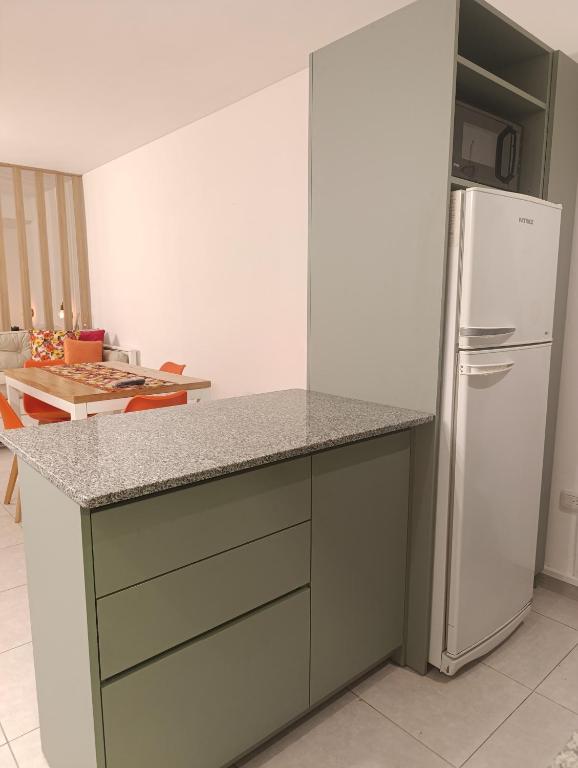 Excelente Departamento - 3
