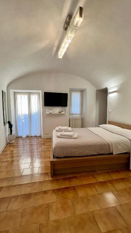 Casa Nostra Mono - 1