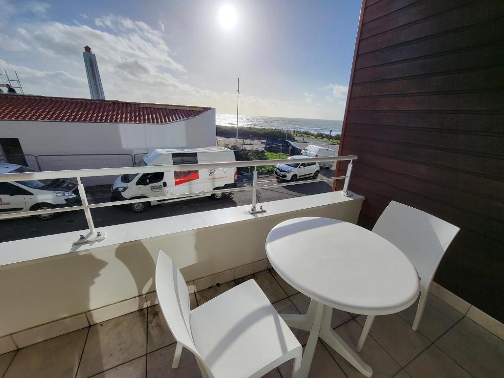 Appartement 2 pièces face mer avec balcon, parking et WIFI – Les Sables-d’Olonne - FR-1-92-941 - 1